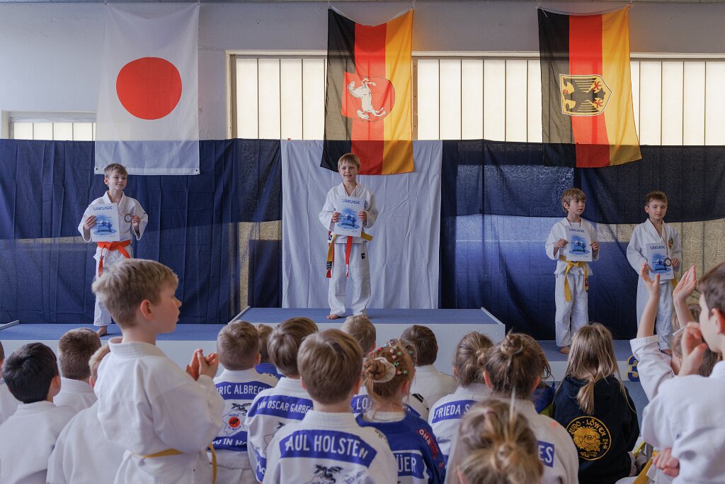20260228_12h44-podium.jpg